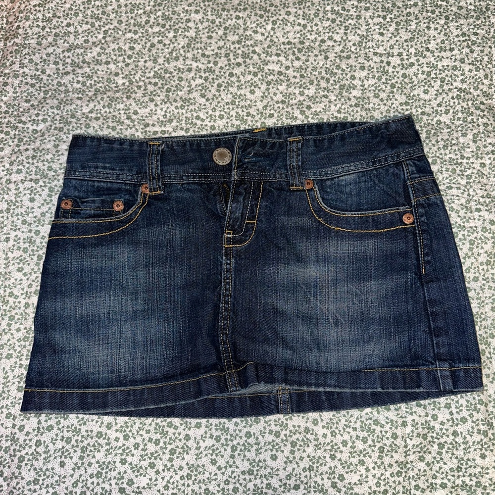 American Eagle Denim Mini Skirt Size 4